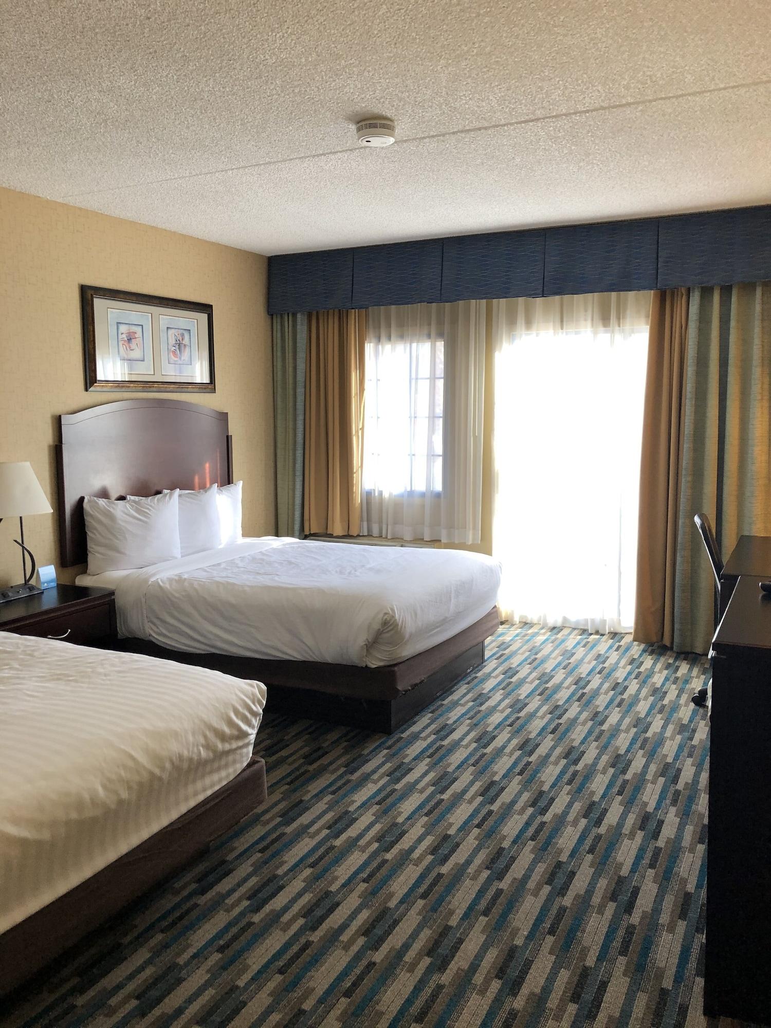Hotel Days & By Wyndham Near Phoenix 3*