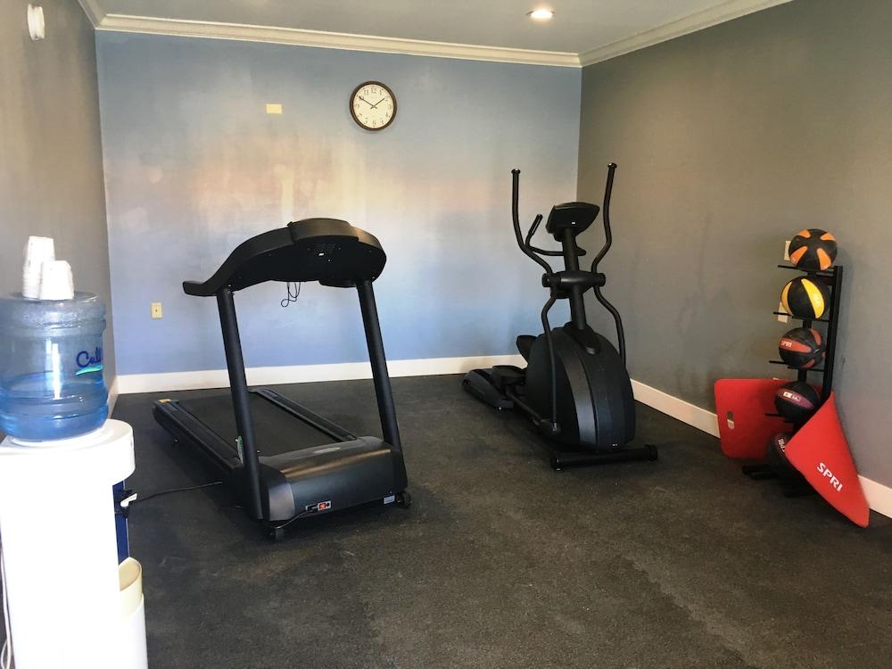 Hotel Days & By Wyndham Near Phoenix 3*