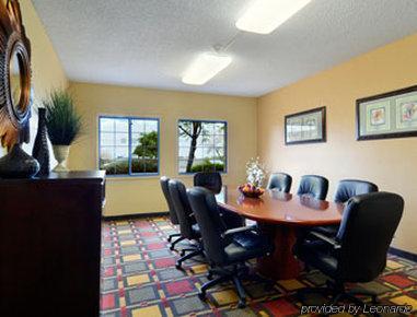 Hotel Days & By Wyndham Near Phoenix 3*