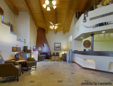 Days & By Wyndham Near Phoenix Hotel 3*