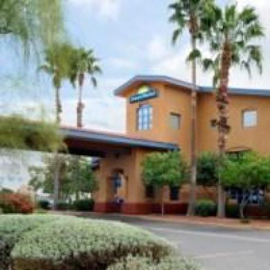 Days & By Wyndham Near Phoenix Mesa